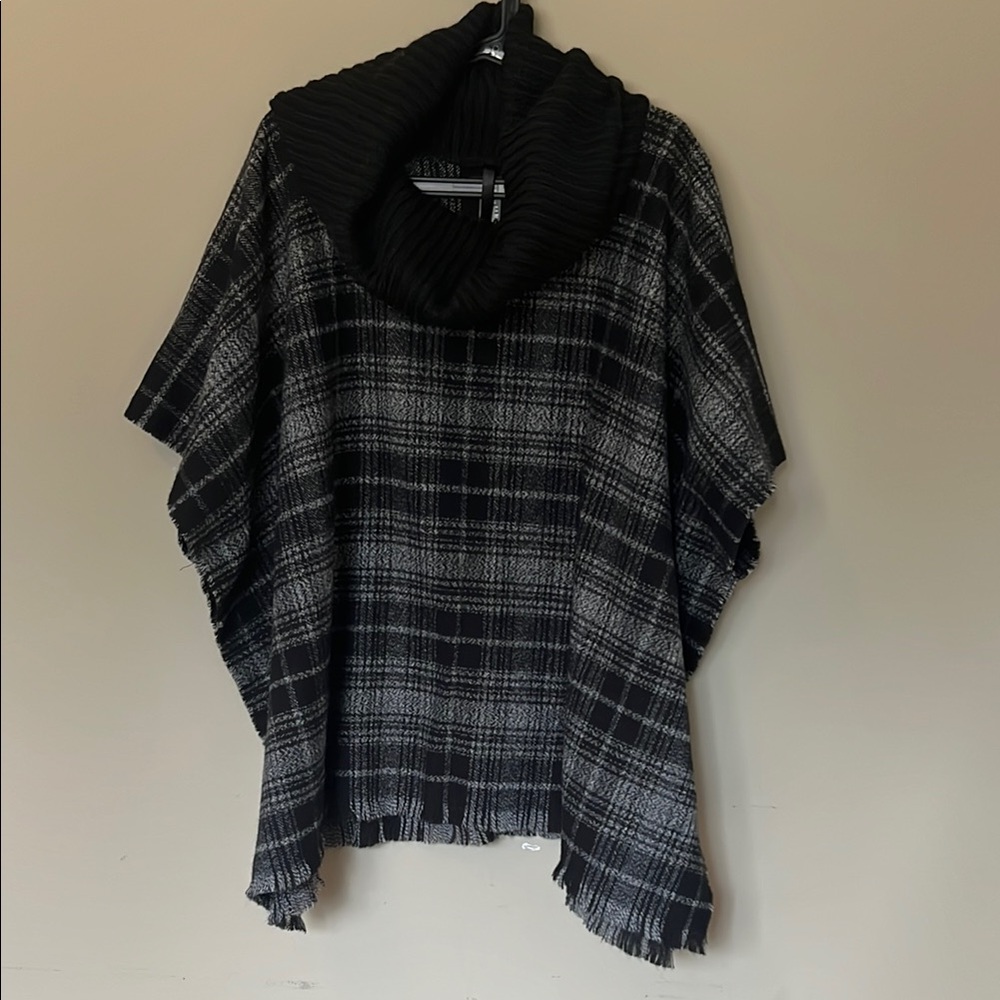 Modena Black and Gray Plaid Poncho/Cape